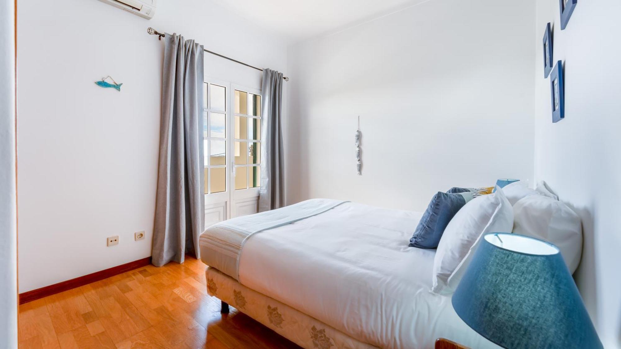 Sunny & Calm 4 Bdr House W/ Pool By Lovelystay Santo Estevao  Extérieur photo