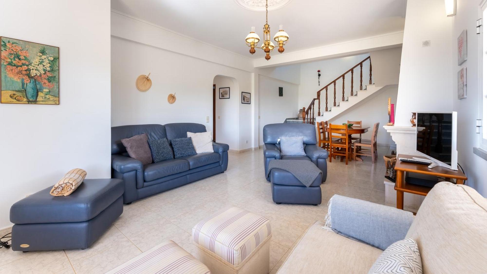 Sunny & Calm 4 Bdr House W/ Pool By Lovelystay Santo Estevao  Extérieur photo