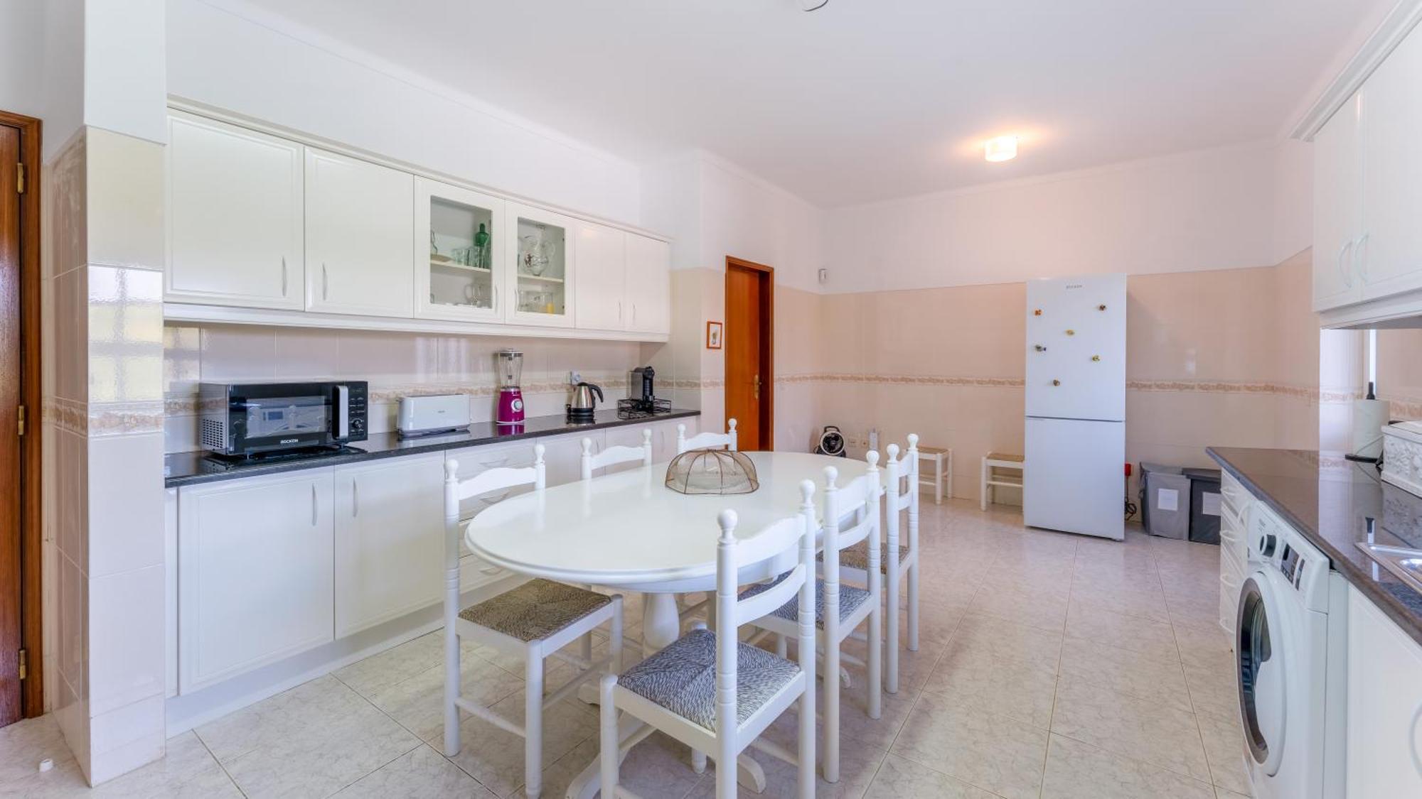 Sunny & Calm 4 Bdr House W/ Pool By Lovelystay Santo Estevao  Extérieur photo