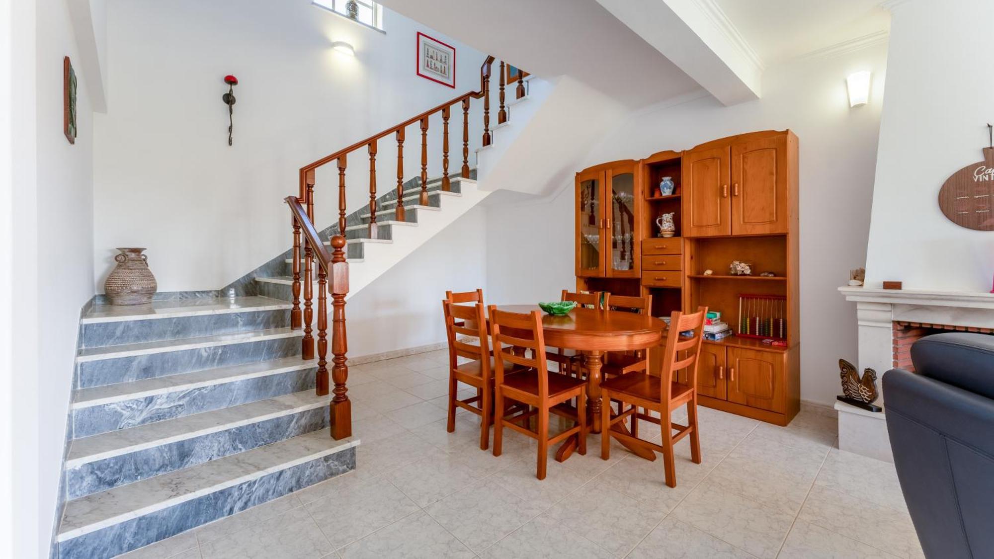 Sunny & Calm 4 Bdr House W/ Pool By Lovelystay Santo Estevao  Extérieur photo
