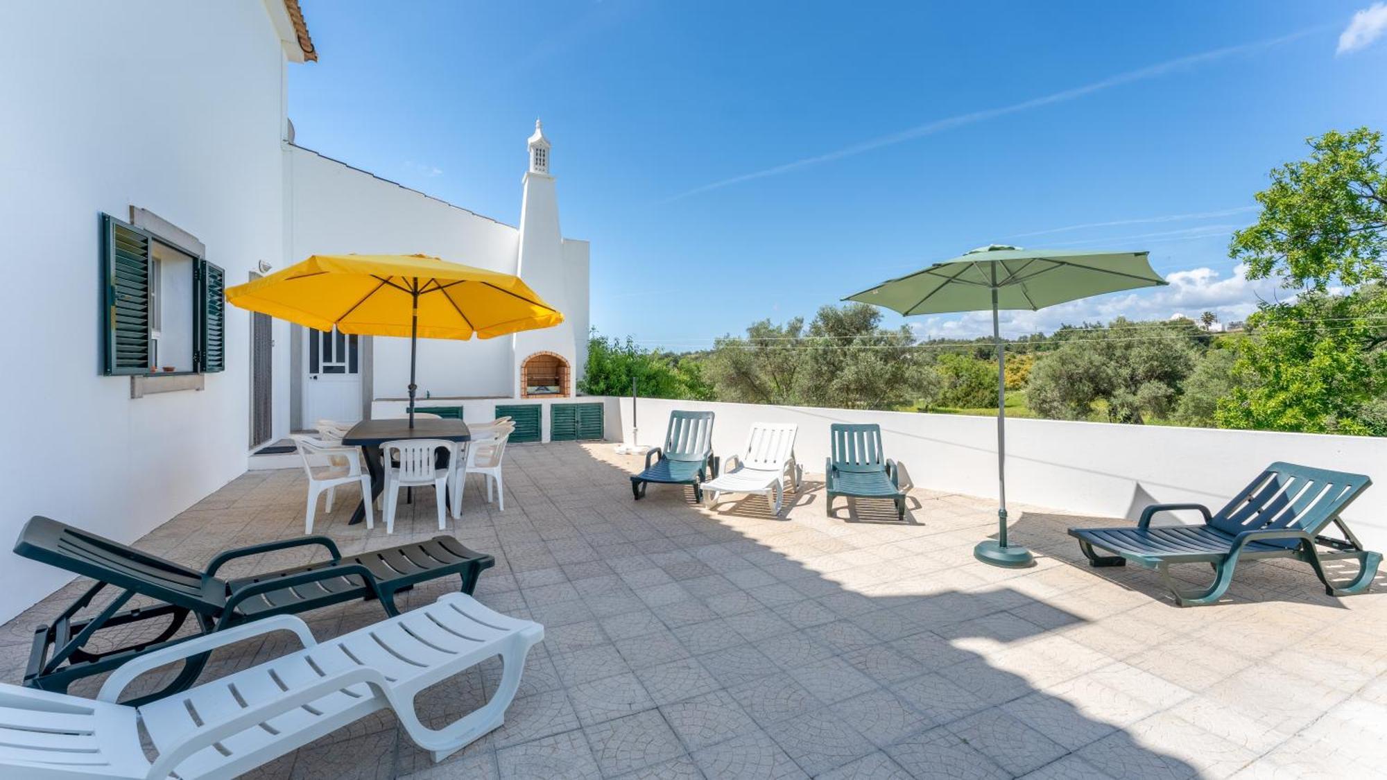 Sunny & Calm 4 Bdr House W/ Pool By Lovelystay Santo Estevao  Extérieur photo